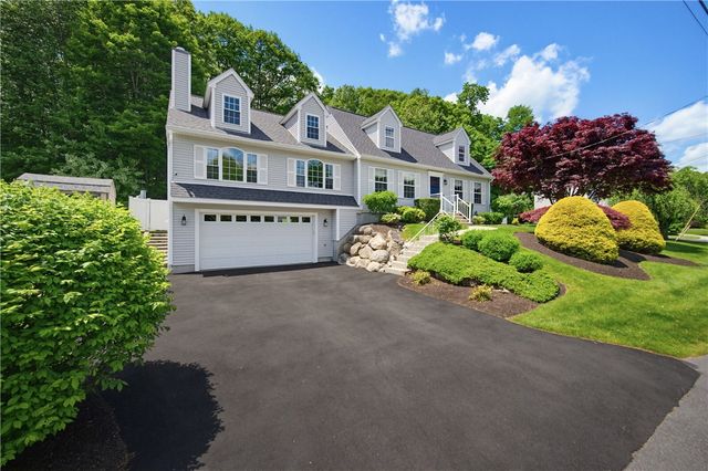 19 Oak Hill Drive, Johnston, RI 02919