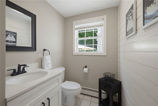 19 Oak Hill Drive, Johnston, RI 02919