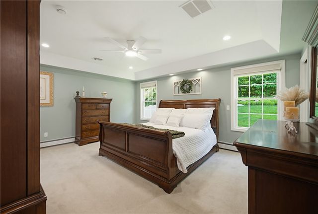 19 Oak Hill Drive, Johnston, RI 02919
