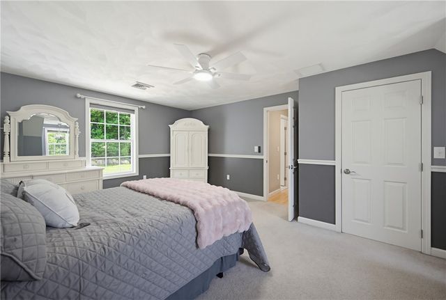 19 Oak Hill Drive, Johnston, RI 02919