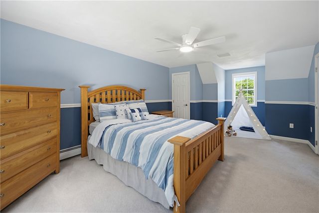 19 Oak Hill Drive, Johnston, RI 02919