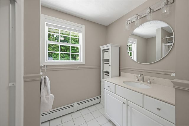19 Oak Hill Drive, Johnston, RI 02919