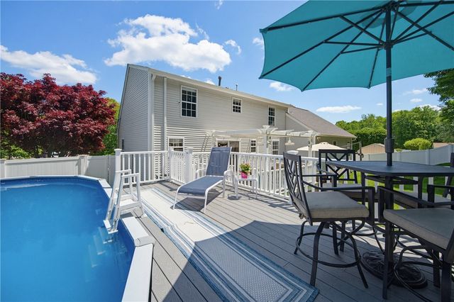 19 Oak Hill Drive, Johnston, RI 02919