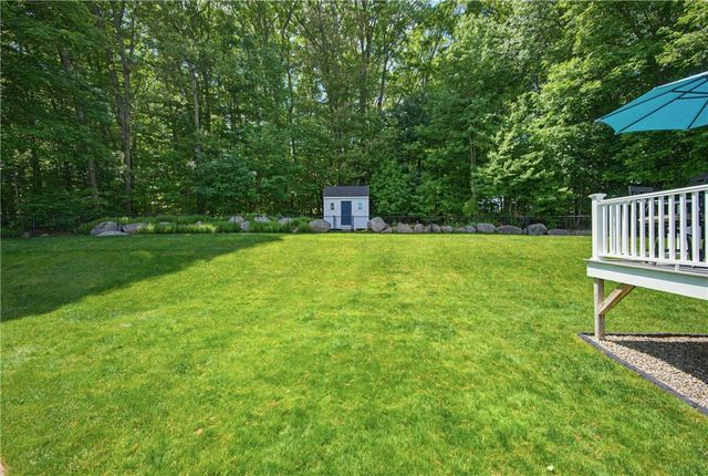 19 Oak Hill Drive, Johnston, RI 02919