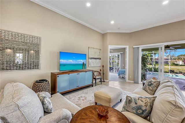 5105 Inagua WAY, Naples, FL 34119