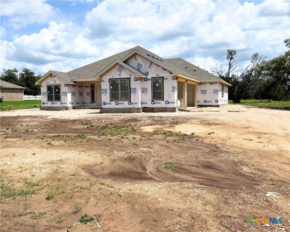949 County Road 3152, Kempner, TX 76539