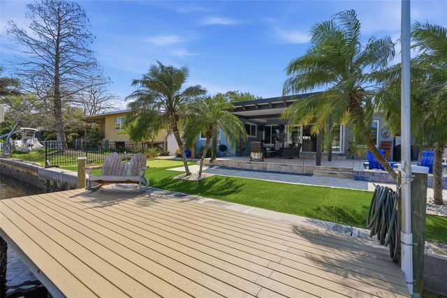 9571 SUN ISLE DRIVE NE, St Petersburg, FL 33702