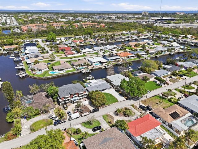 9571 SUN ISLE DRIVE NE, St Petersburg, FL 33702