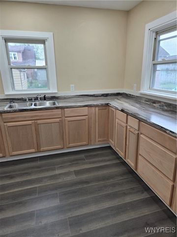 189 West Woodside Avenue, Buffalo, NY 14220