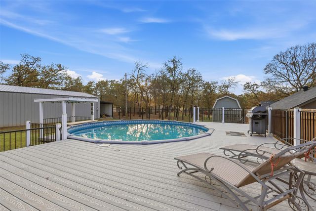 509 Forest Edge Street, Burleson, TX 76028