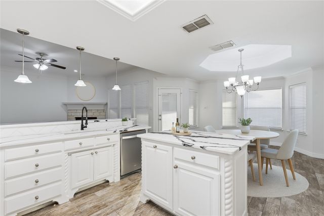 509 Forest Edge Street, Burleson, TX 76028