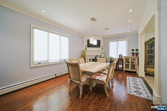 897 Virgil Avenue, Ridgefield, NJ 07657