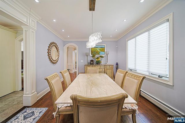 897 Virgil Avenue, Ridgefield, NJ 07657