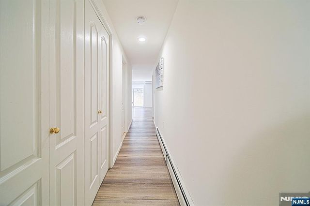 897 Virgil Avenue, Ridgefield, NJ 07657