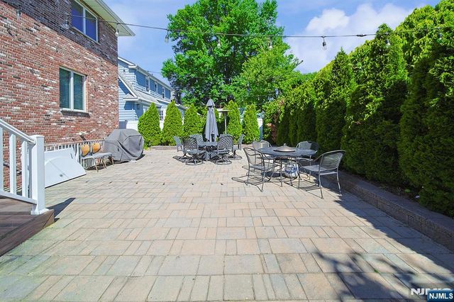 897 Virgil Avenue, Ridgefield, NJ 07657