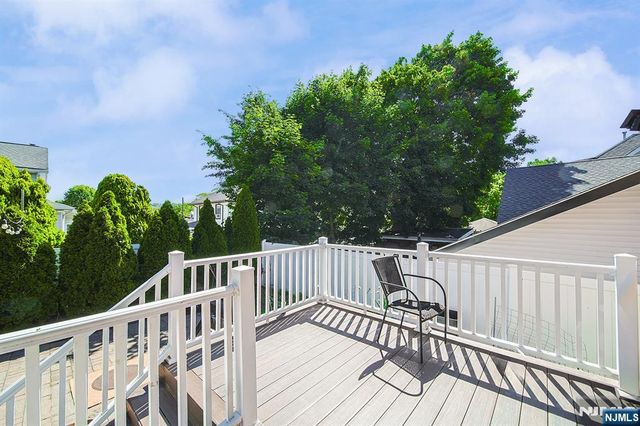 897 Virgil Avenue, Ridgefield, NJ 07657