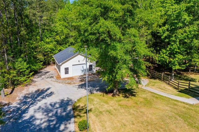 1475-A N Flat Rock Road, Douglasville, GA 30134