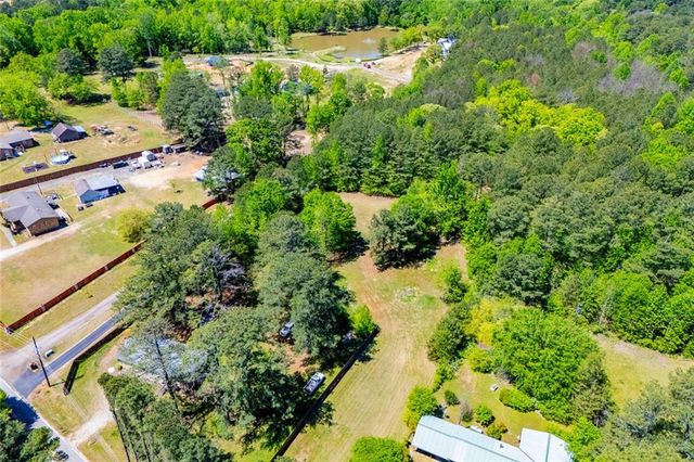 1475-A N Flat Rock Road, Douglasville, GA 30134