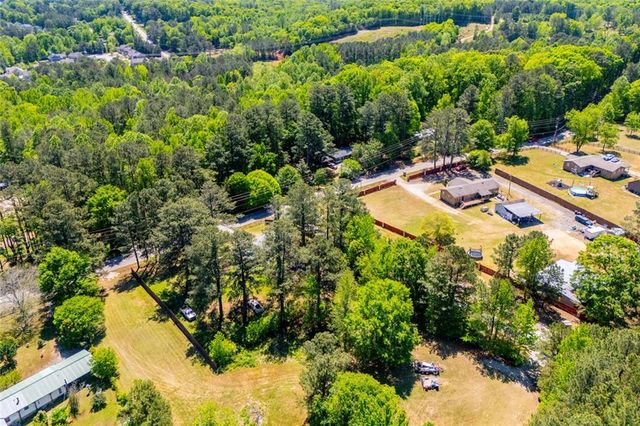 1475-A N Flat Rock Road, Douglasville, GA 30134