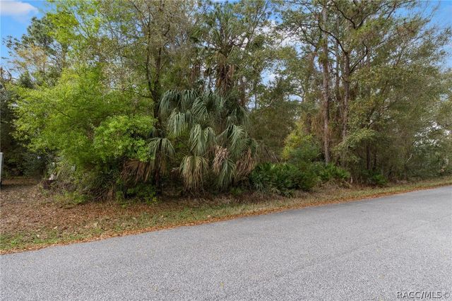 7654 W Sunburst Lane, Homosassa, FL 34448