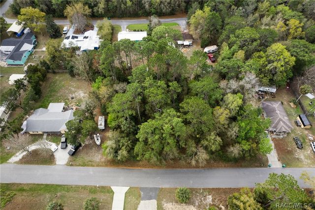 7654 W Sunburst Lane, Homosassa, FL 34448