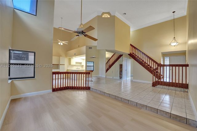 1043 SW 113th Ter, Pembroke Pines, FL 33025