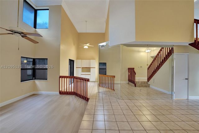 1043 SW 113th Ter, Pembroke Pines, FL 33025