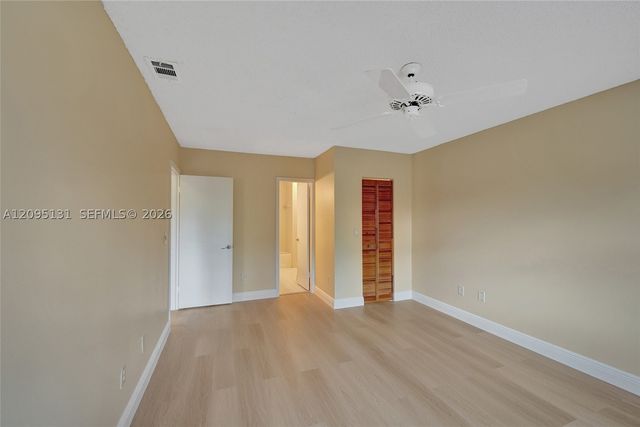 1043 SW 113th Ter, Pembroke Pines, FL 33025