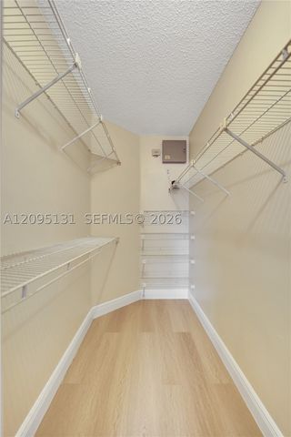 1043 SW 113th Ter, Pembroke Pines, FL 33025