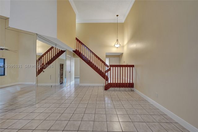 1043 SW 113th Ter, Pembroke Pines, FL 33025