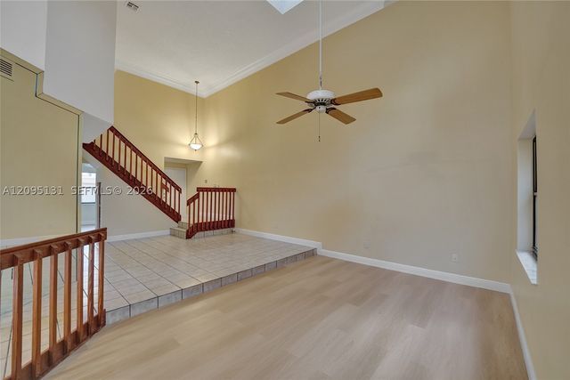 1043 SW 113th Ter, Pembroke Pines, FL 33025