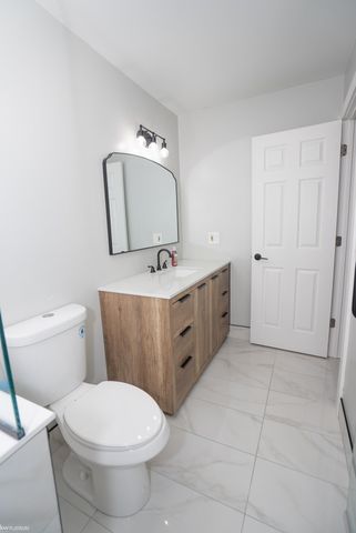 41058 W Rosewood Drive 64, Clinton Township, MI 48038