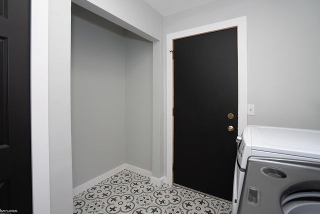 41058 W Rosewood Drive 64, Clinton Township, MI 48038