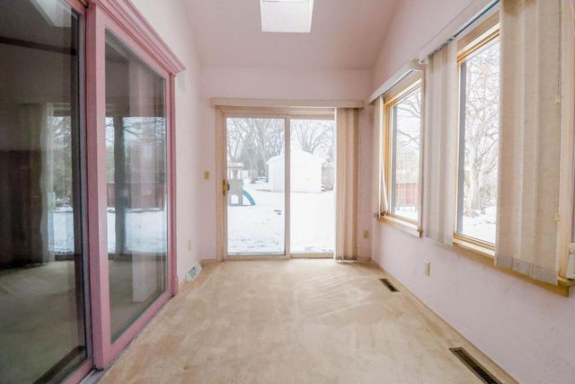 918-920 E Windfield PLACE, Appleton, WI 54911