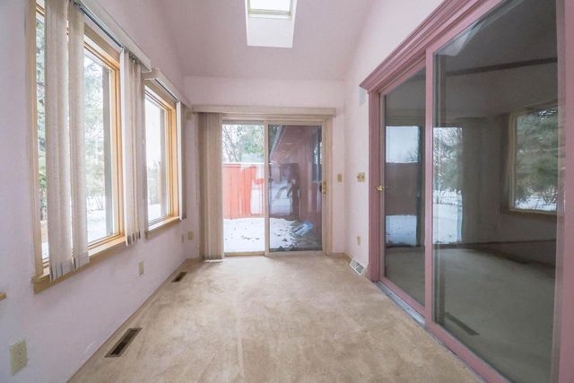 918-920 E Windfield PLACE, Appleton, WI 54911