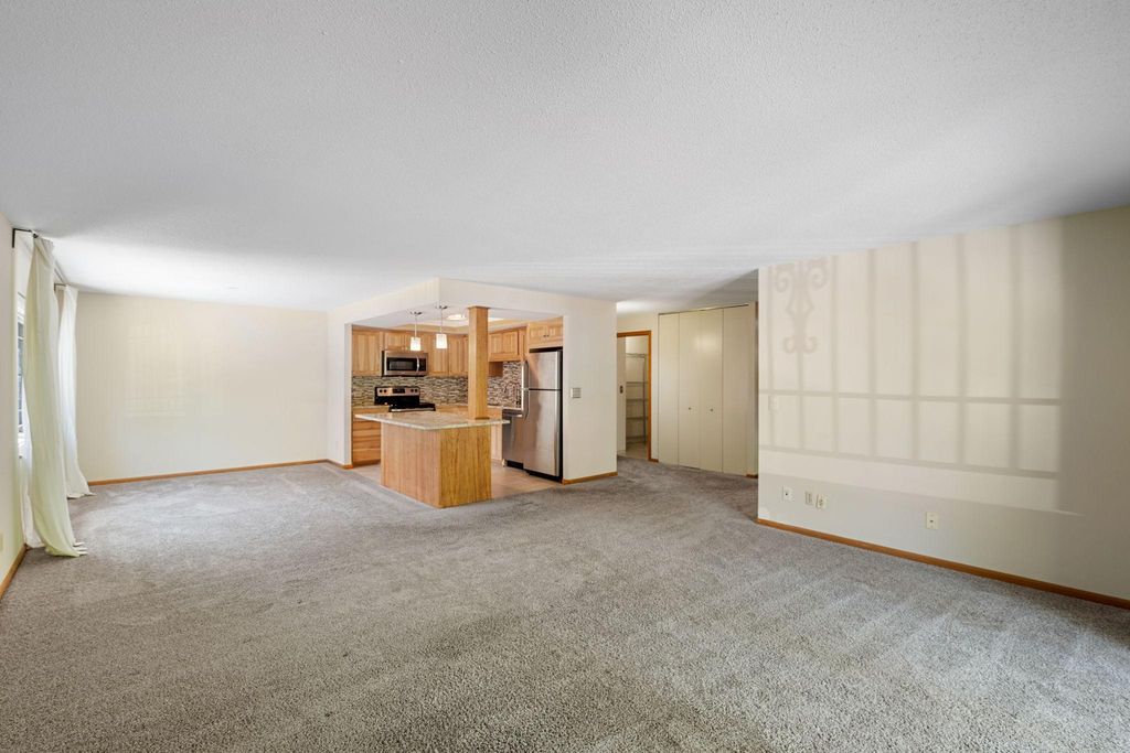 2885 Knox Avenue S 208, Minneapolis, MN 55408 — photo 2