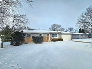 1114 Jasper Drive, Mchenry, IL 60051