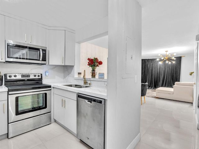 6747 Sienna Club Dr 0, Lauderhill, FL 33319