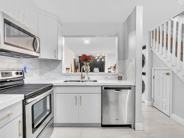 6747 Sienna Club Dr 0, Lauderhill, FL 33319