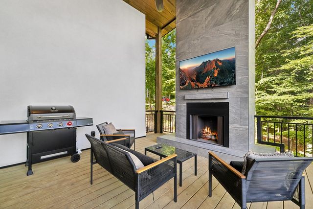 714 Scouts Overlook, Morganton, GA 30560