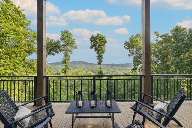 714 Scouts Overlook, Morganton, GA 30560