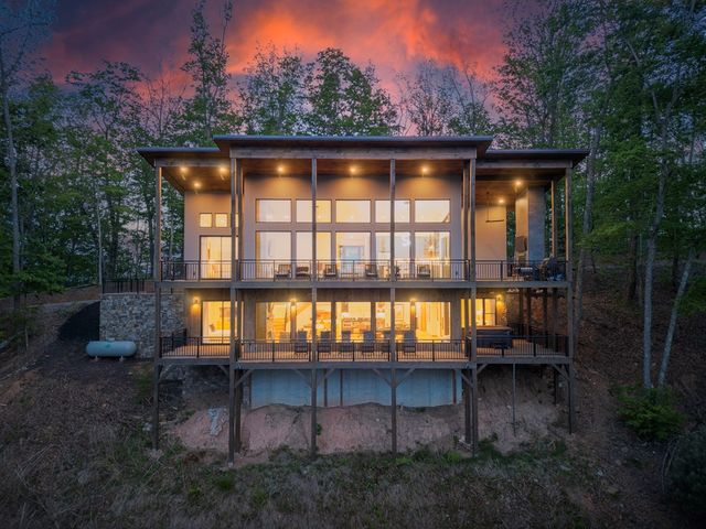 714 Scouts Overlook, Morganton, GA 30560