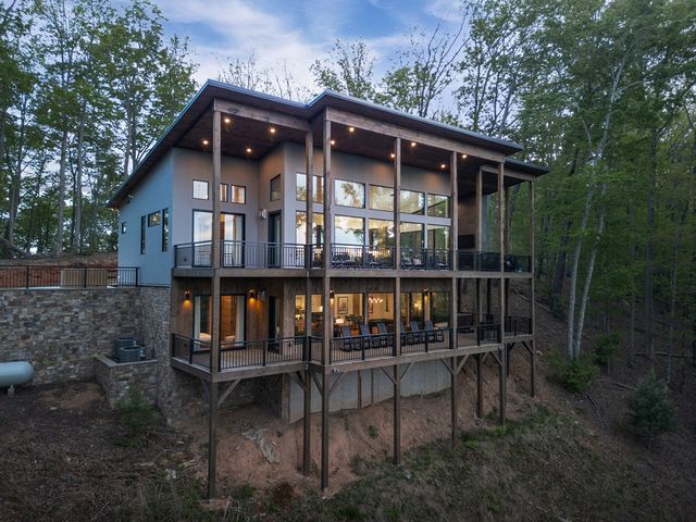714 Scouts Overlook, Morganton, GA 30560