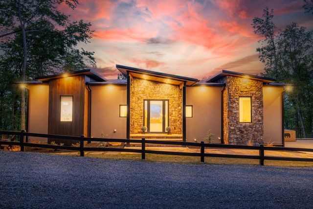 714 Scouts Overlook, Morganton, GA 30560