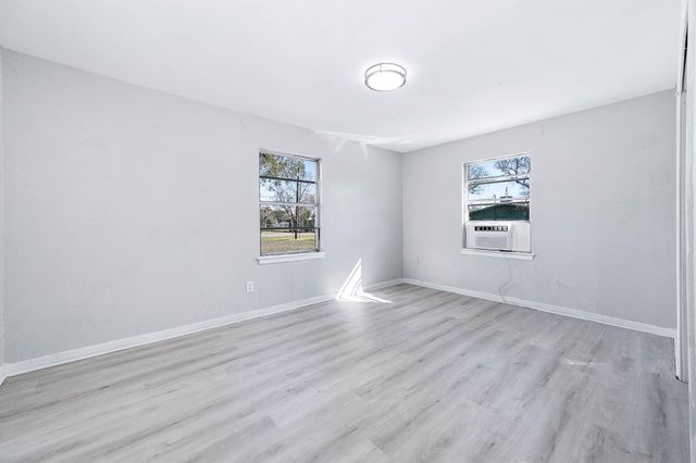 2227 County Road 737, Alvin, TX 77511