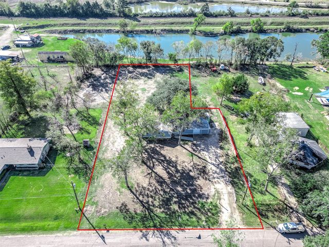 2227 County Road 737, Alvin, TX 77511