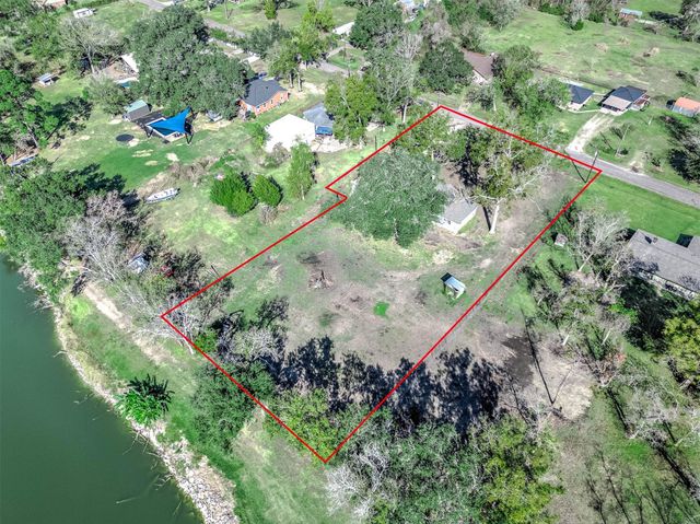 2227 County Road 737, Alvin, TX 77511