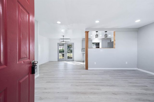 2227 County Road 737, Alvin, TX 77511