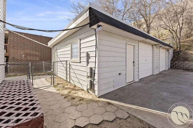 1923-1925 Burnstead Drive, Billings, MT 59101