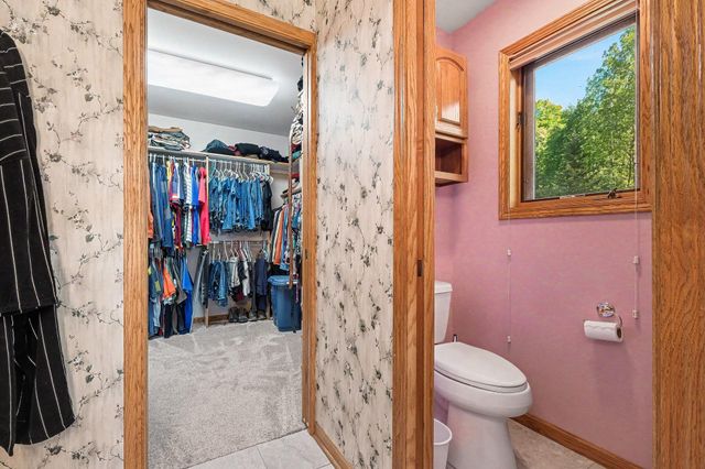10835 Red Oak Ridge, Howard City, MI 49329
